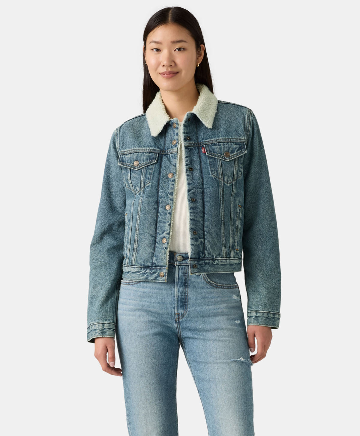 Chamarra Levi's Original Sherpa Trucker a $1,249 en Levi's México (antes $2,499, −50%)