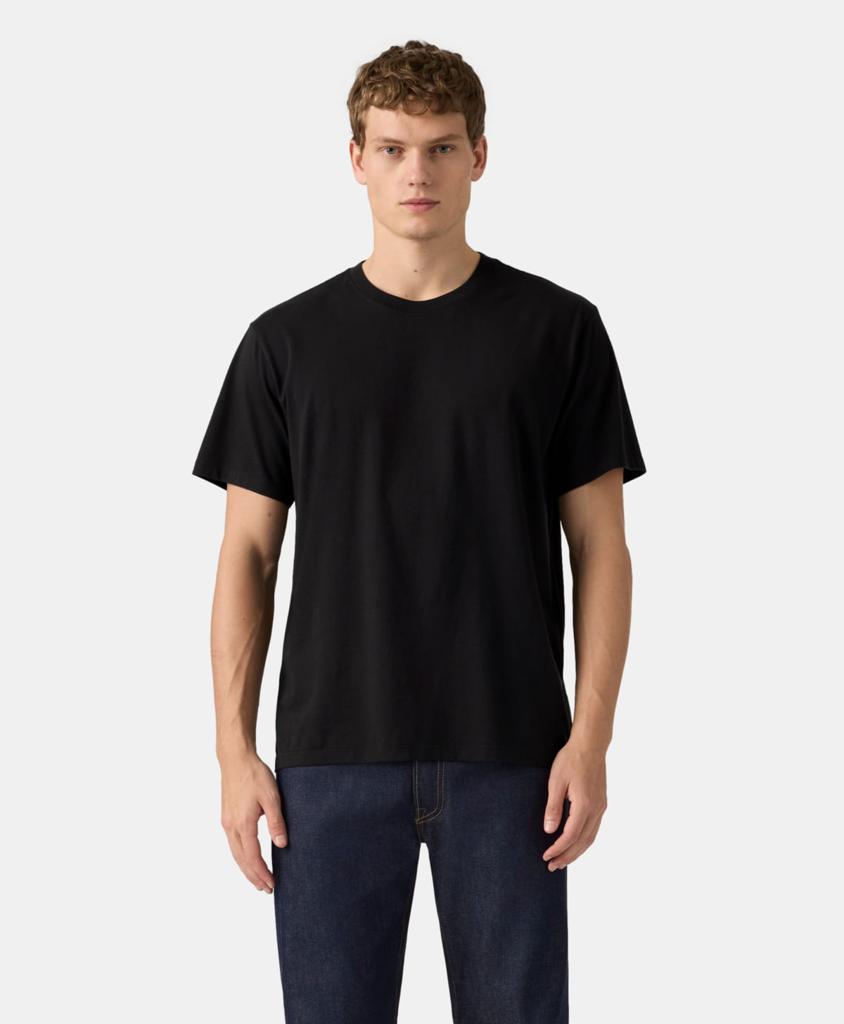Playera Essential Levi's® — Negro · 005GZ-0000